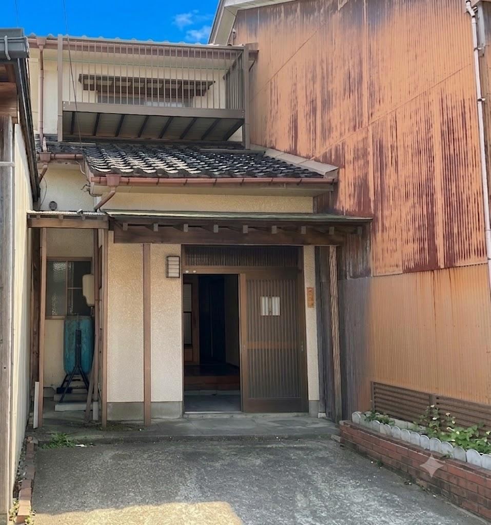 4DK house in Takaoka, Toyama - Photo 1