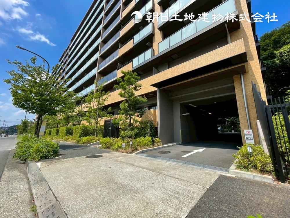 3LDK apartment in Machida, Tokyo - Photo 1