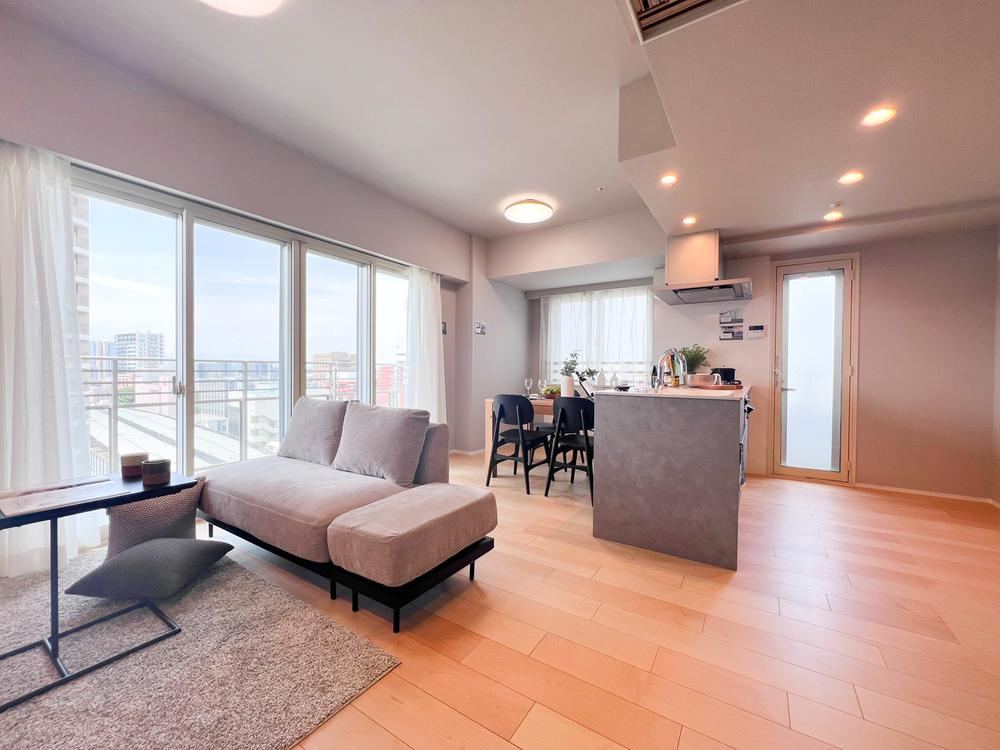 3LDK apartment in Fuchu, Tokyo - Photo 1