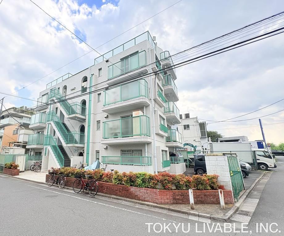 2LDK apartment in Setagaya Ward, Tokyo - Photo 1