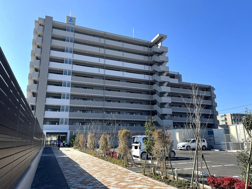1LDK apartment in Takamatsu, Kagawa - Photo 1