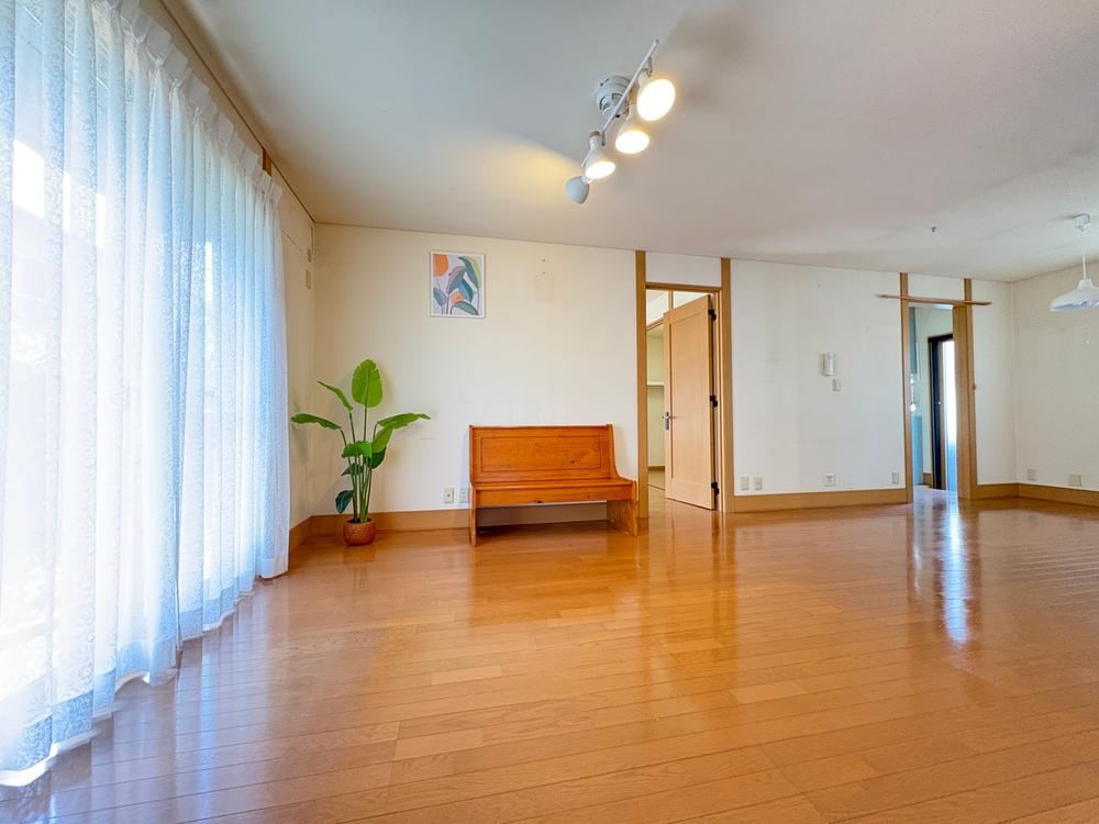 4LDK house in Abiko, Chiba - Photo 1