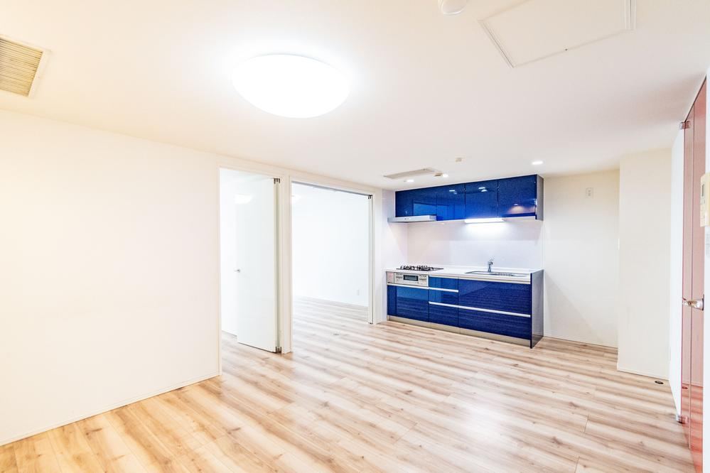 2DK apartment in Nakano Ward, Tokyo - Photo 1