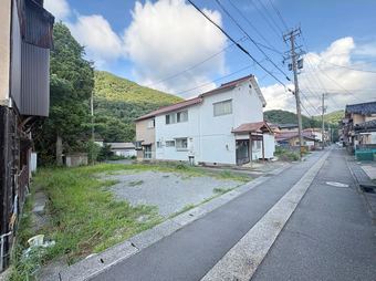 plot of land in Kaga