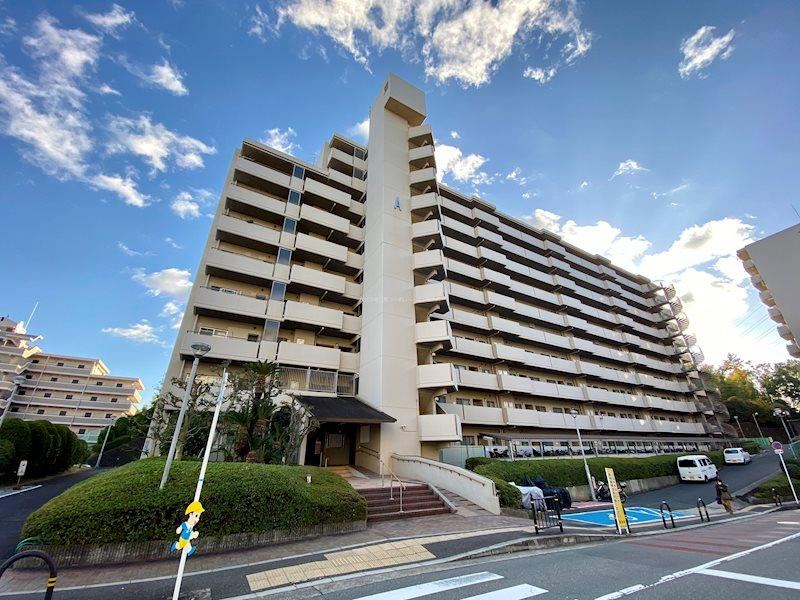 3LDK apartment in Ibaraki, Osaka - Photo 1