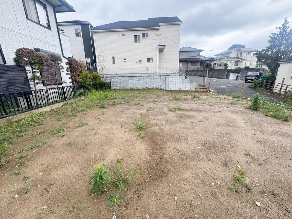 218 m² land in Hino, Tokyo - Photo 1