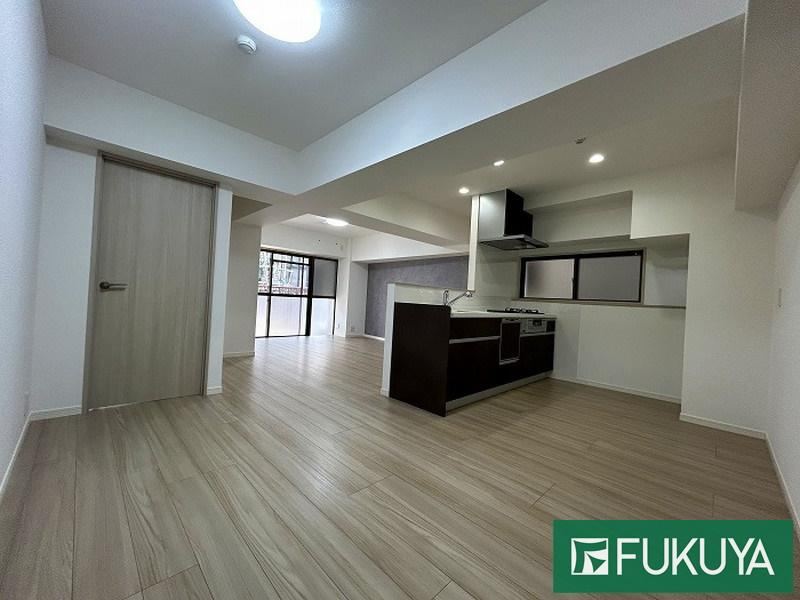 2LDK apartment in Chuo Ward, Fukuoka - Photo 1