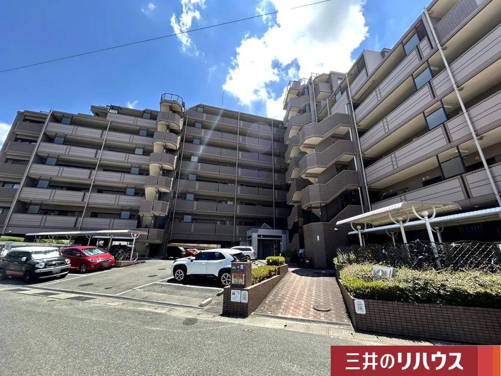 3LDK apartment in Hakata Ward, Fukuoka - Photo 1