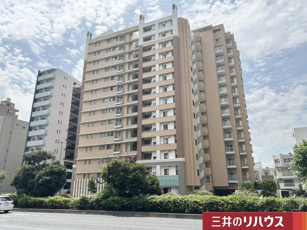 3LDK apartment in Ota Ward, Tokyo - Photo 1