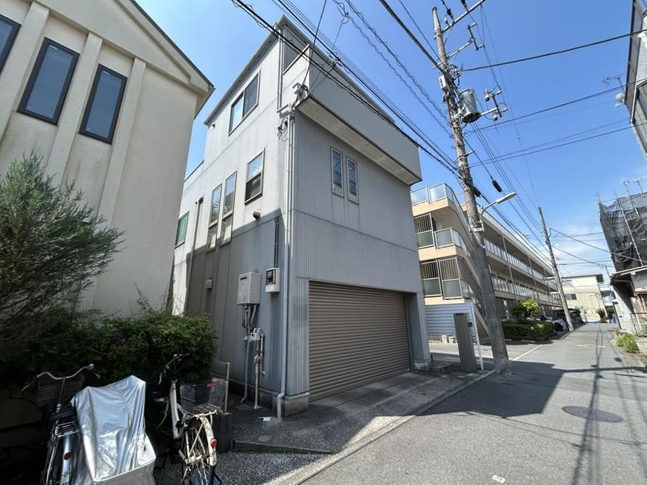 3LDK house in Ota Ward, Tokyo - Photo 1