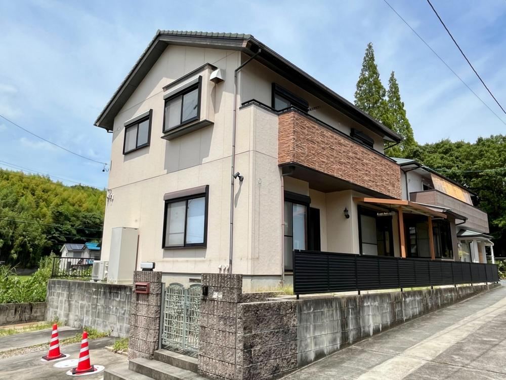 5LDK house in Yokkaichi, Mie - Photo 1
