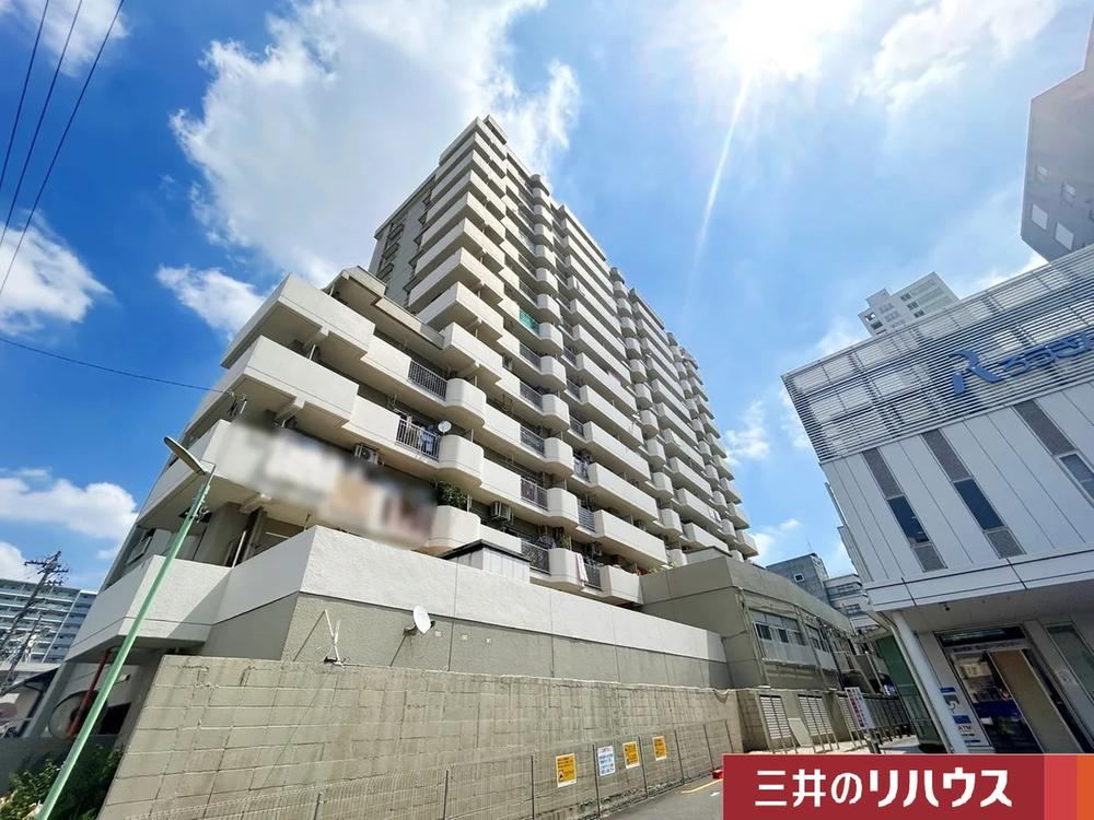3LDK+S apartment in Naka Ward, Nagoya, Aichi - Photo 1