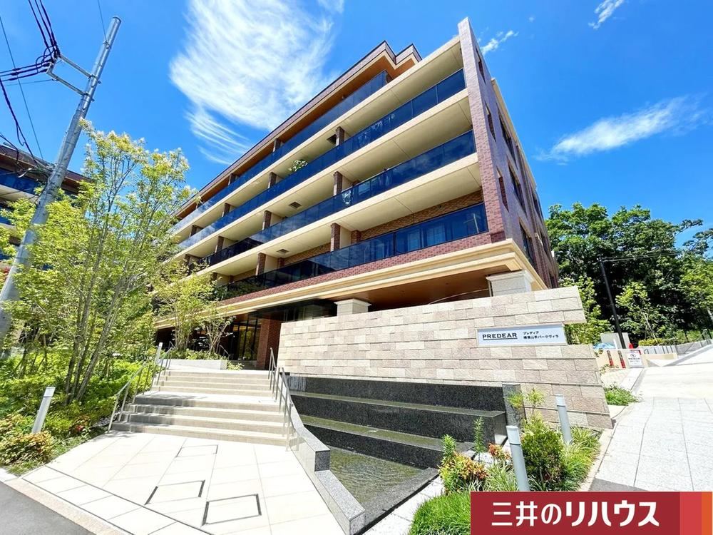 2LDK apartment in Naka Ward, Yokohama, Kanagawa - Photo 1