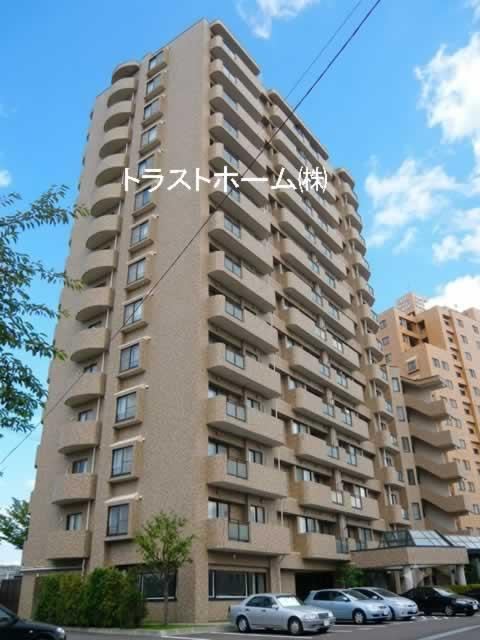 3LDK apartment in Chuo Ward, Sapporo, Hokkaido - Photo 1