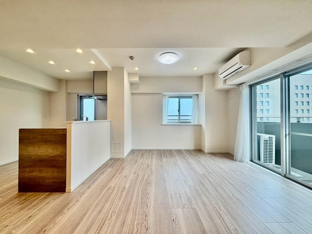 3LDK apartment in Koto Ward, Tokyo - Photo 1