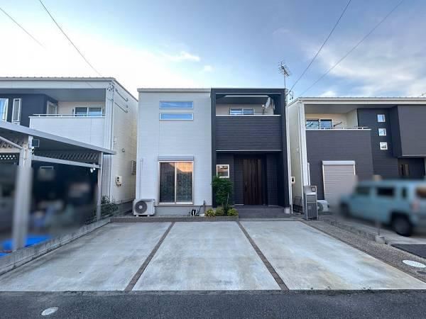 4LDK house in Anjo, Aichi - Photo 1