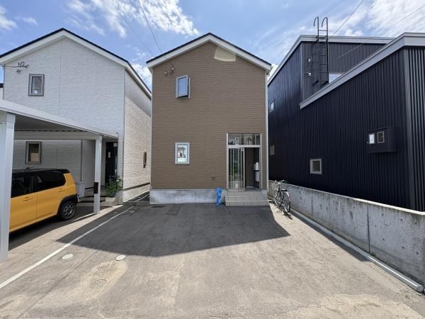 4LDK house in Teine Ward, Sapporo, Hokkaido - Photo 1