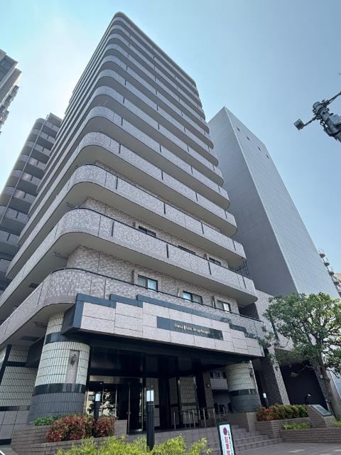 3LDK apartment in Mihama Ward, Chiba - Photo 1