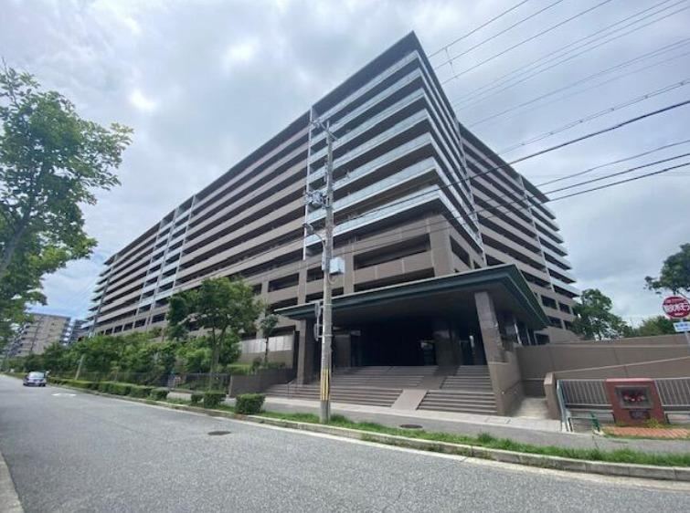 3LDK apartment in Nishi Ward, Kobe, Hyogo - Photo 1