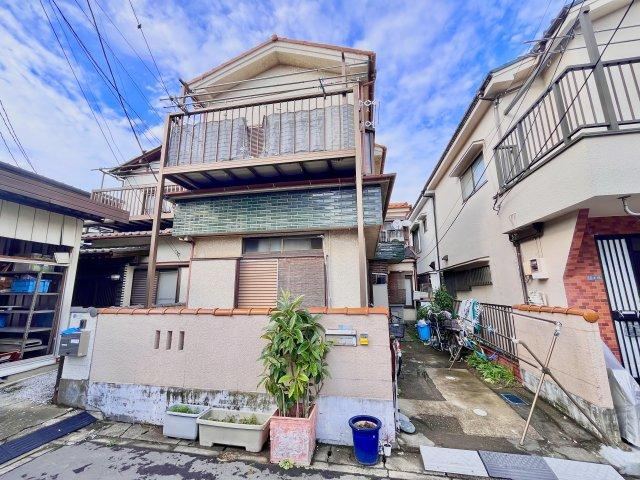 100 m² land in Urayasu, Chiba - Photo 1