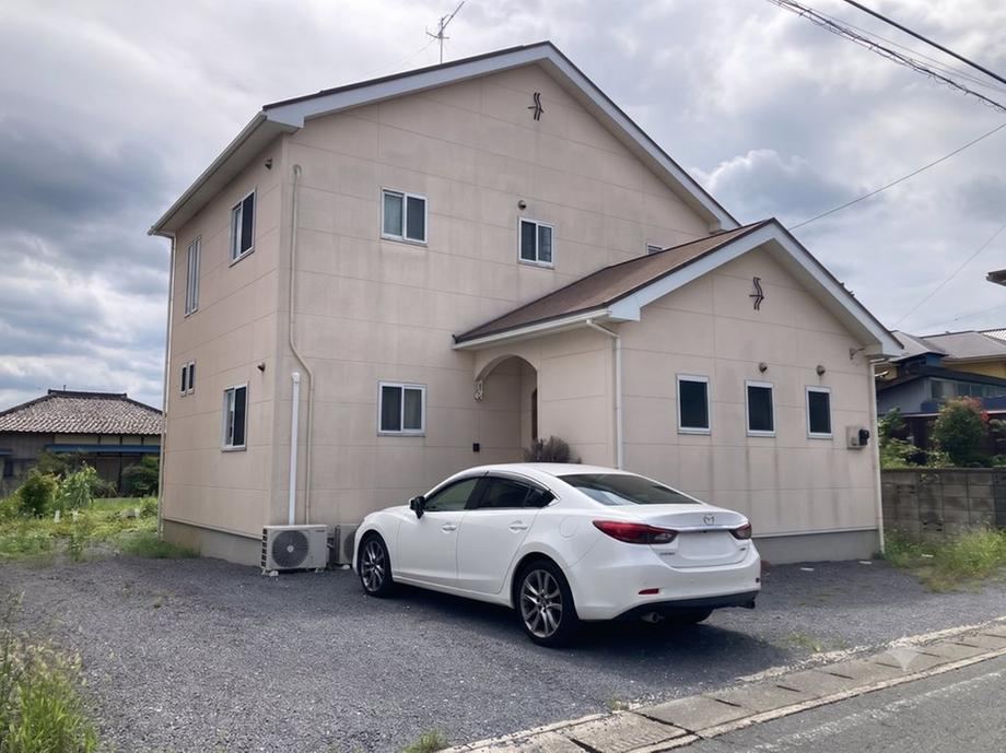 4LDK house in Sano, Tochigi - Photo 1