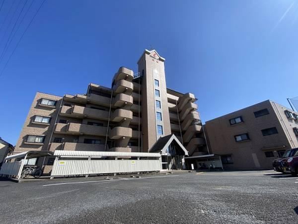 4LDK apartment in Kasugai, Aichi - Photo 1