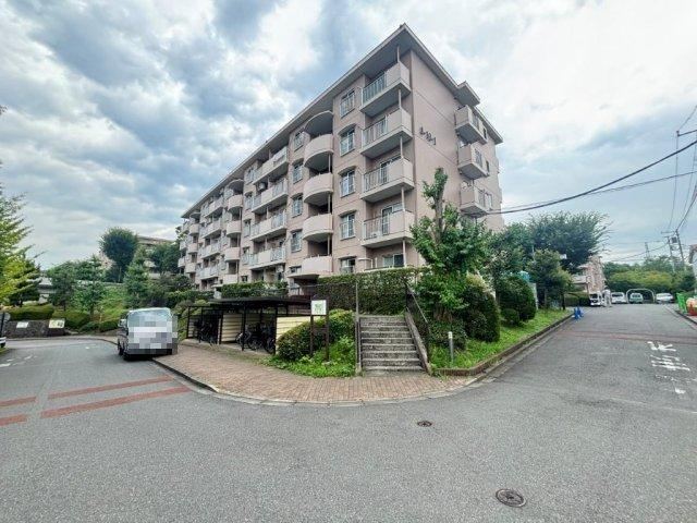 3LDK apartment in Hachioji, Tokyo - Photo 1