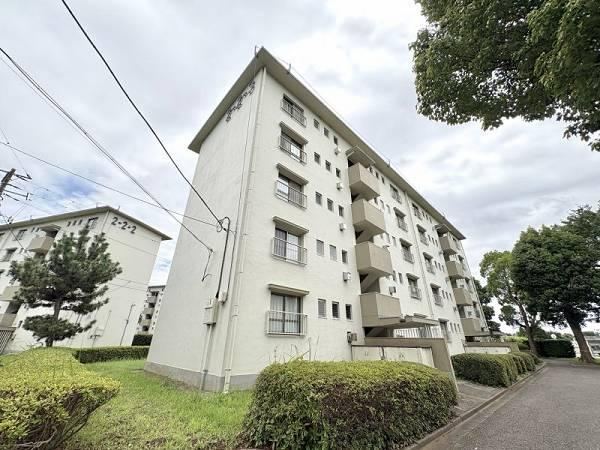 2LDK apartment in Funabashi, Chiba - Photo 1