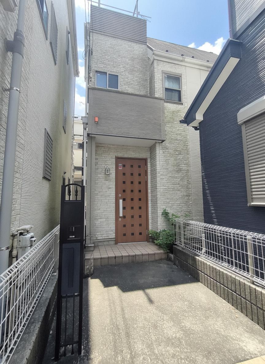 3LDK+S house in Edogawa Ward, Tokyo - Photo 1