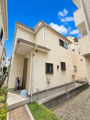 4LDK house in Katsushika Ward, Tokyo - Photo 1