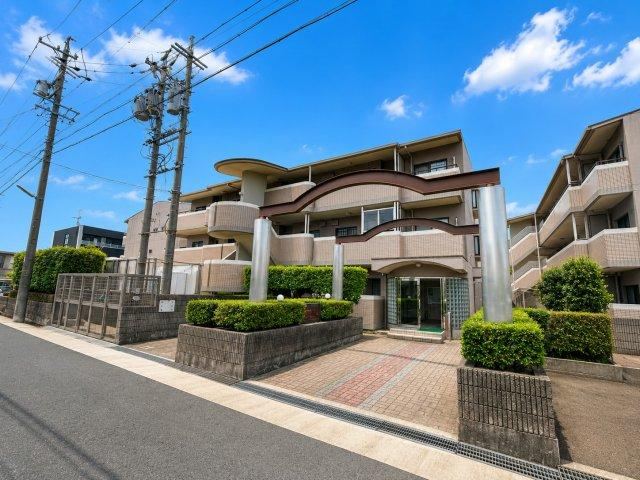 4LDK apartment in Midori Ward, Nagoya, Aichi - Photo 1