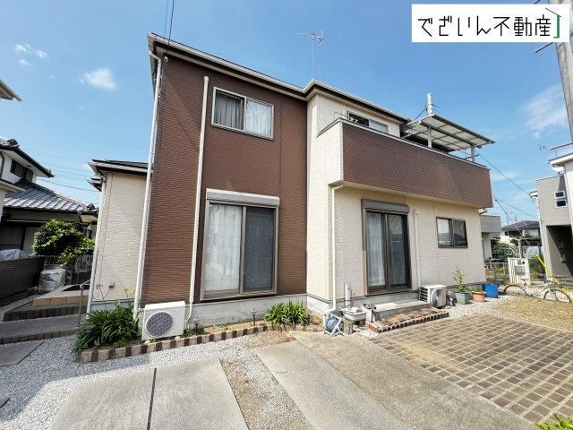 4LDK house in Kumagaya, Saitama - Photo 1