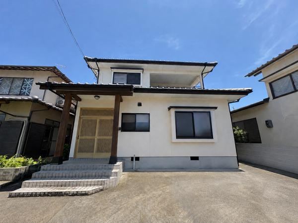 6DK house in Higashi Ward, Kumamoto - Photo 1