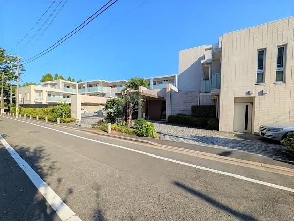 3LDK apartment in Ota Ward, Tokyo - Photo 1