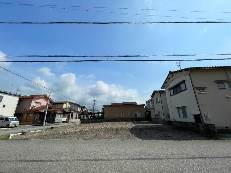 164 m² land in Kanazawa, Ishikawa - Photo 1