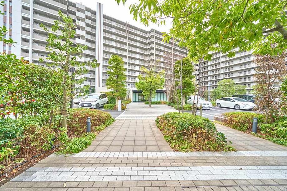 2LDK apartment in Adachi Ward, Tokyo - Photo 1