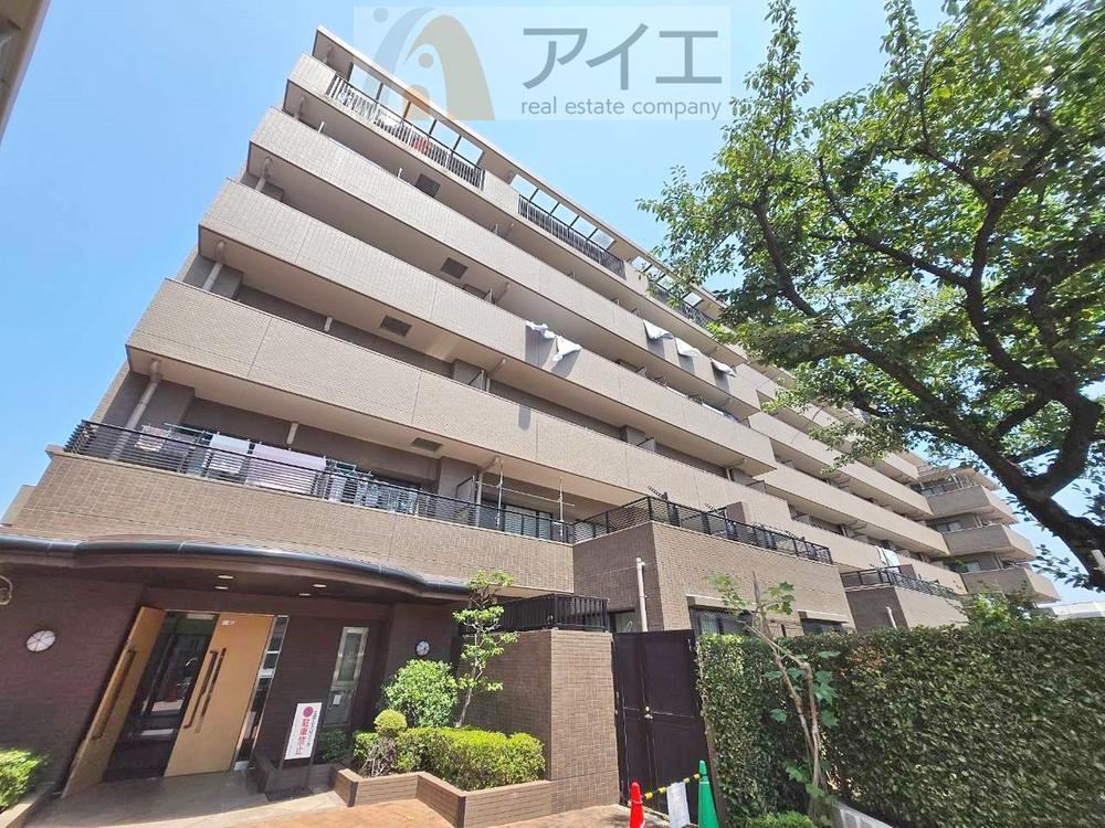 3LDK apartment in Ichikawa, Chiba - Photo 1