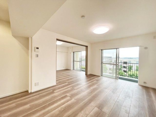 3LDK apartment in Komae, Tokyo - Photo 1