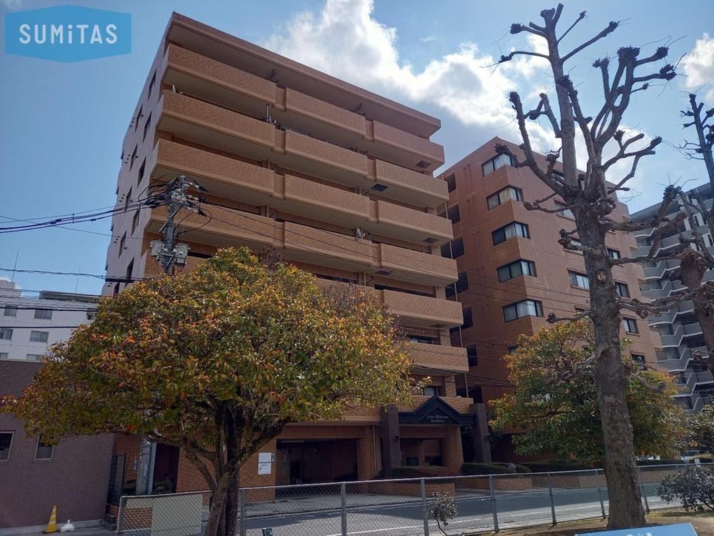 2LDK+S apartment in Kita Ward, Okayama - Photo 1