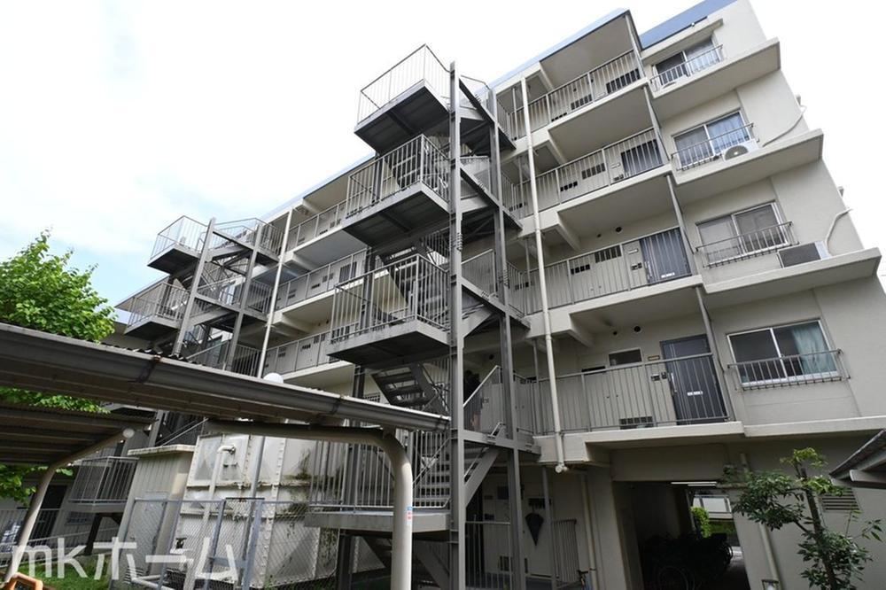 2LDK+S apartment in Katsushika Ward, Tokyo - Photo 1