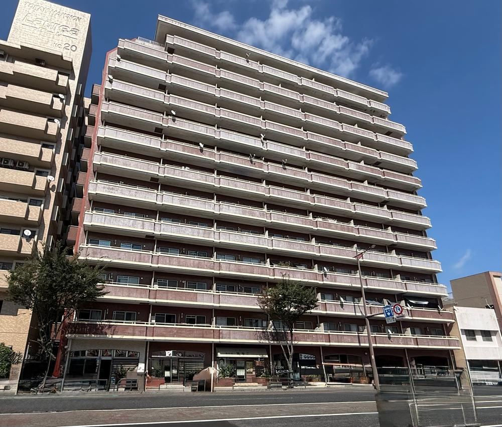 1DK apartment in Kagoshima, Kagoshima - Photo 1