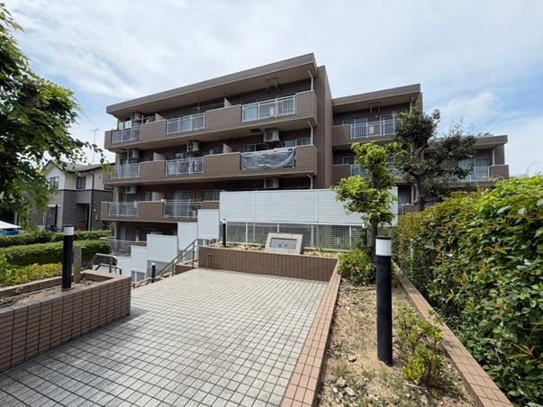 4LDK apartment in Chuo Ward, Hamamatsu, Shizuoka - Photo 1