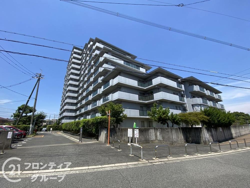 3LDK apartment in Higashi Ward, Sakai, Osaka - Photo 1