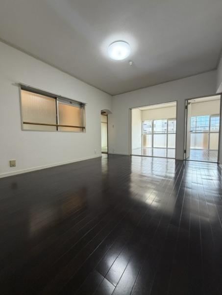 4LDK apartment in Tempaku Ward, Nagoya, Aichi - Photo 1