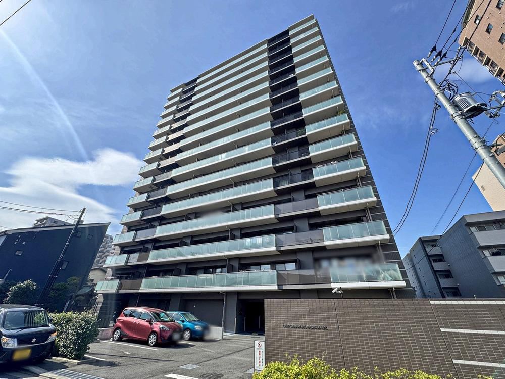2LDK+S apartment in Hachioji, Tokyo - Photo 1