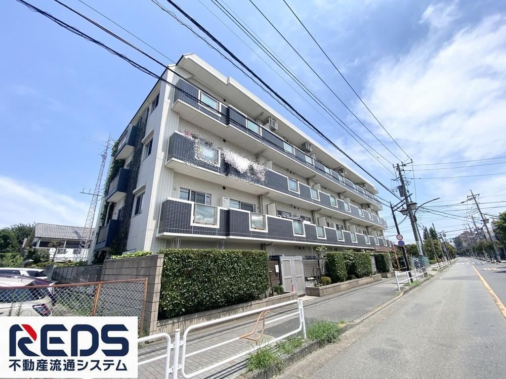 3LDK apartment in Fuchu, Tokyo - Photo 1