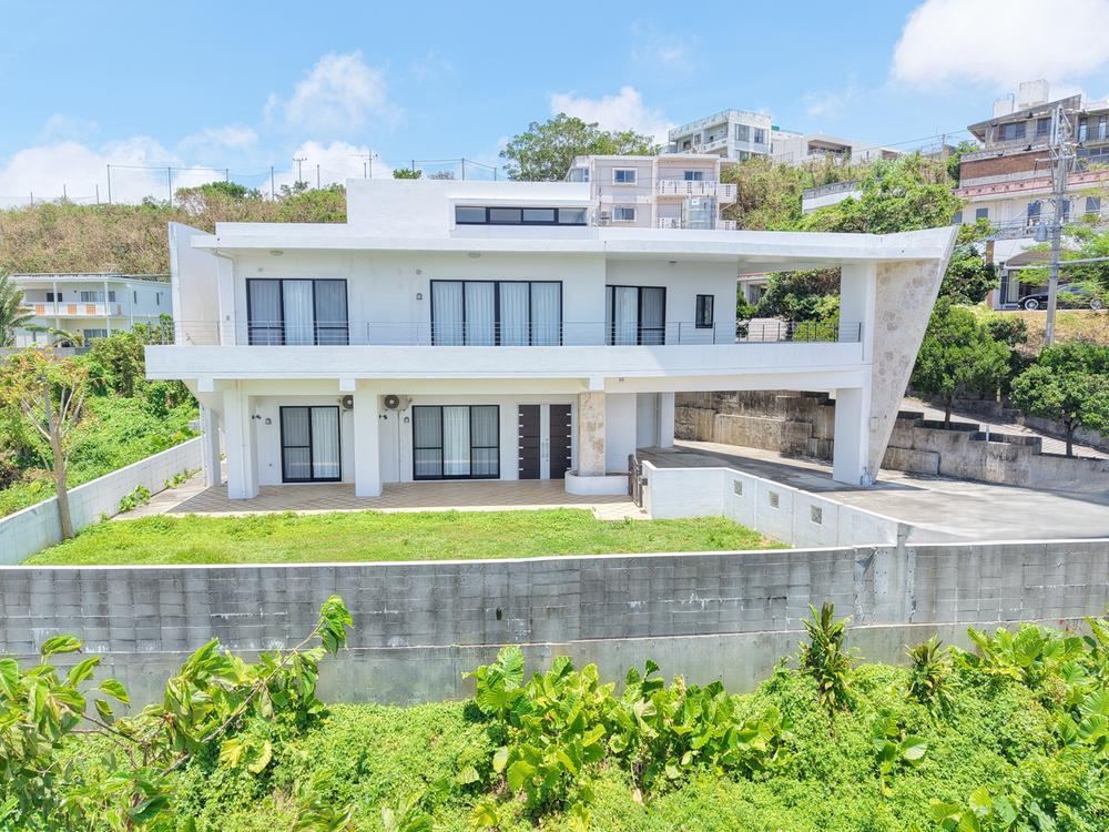 3LDK house in Okinawa, Okinawa - Photo 1