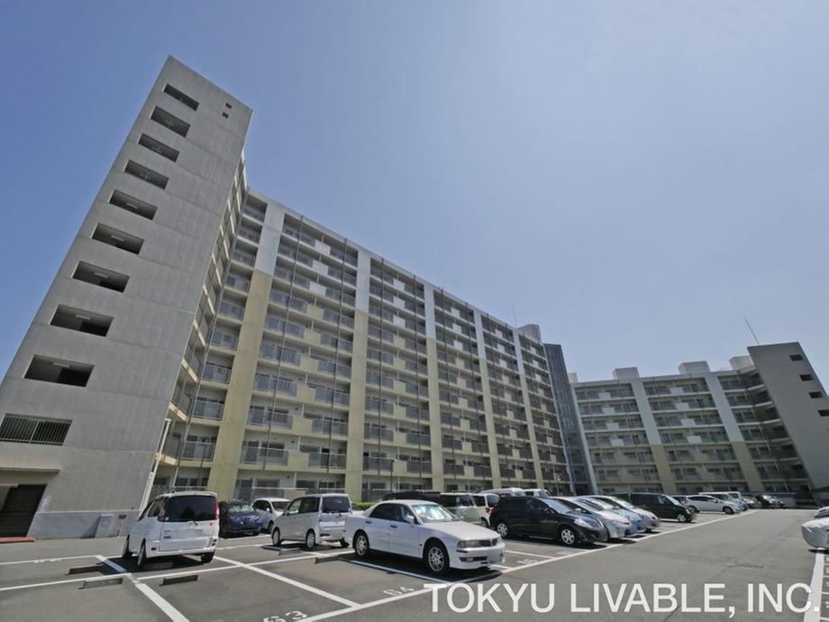 3LDK apartment in Totsuka Ward, Yokohama, Kanagawa - Photo 1