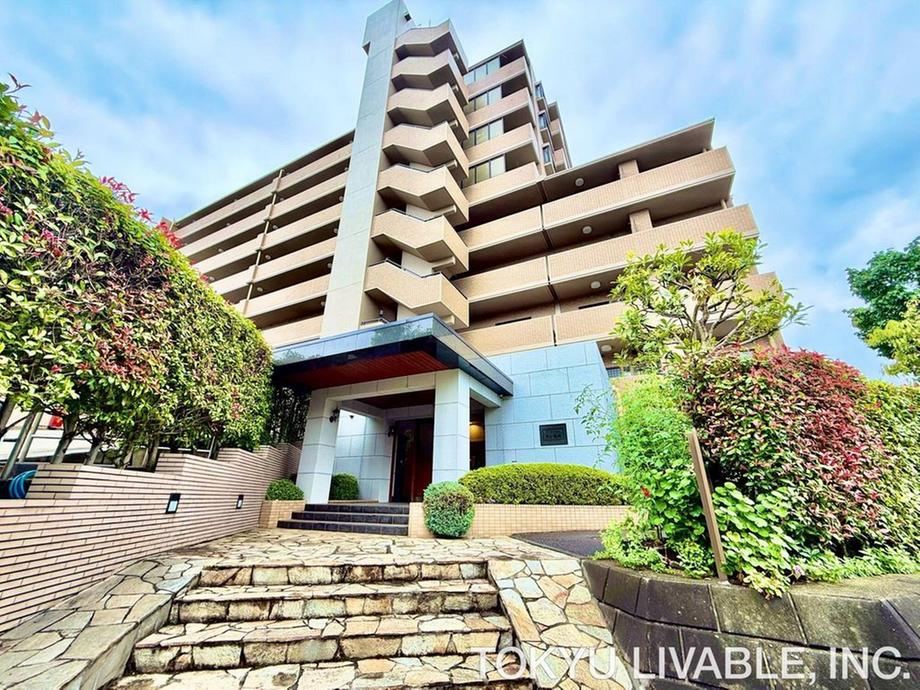 3LDK apartment in Tsuzuki Ward, Yokohama, Kanagawa - Photo 1