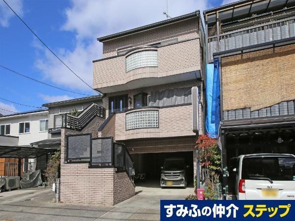 4LDK house in Ukyo Ward, Kyoto - Photo 1
